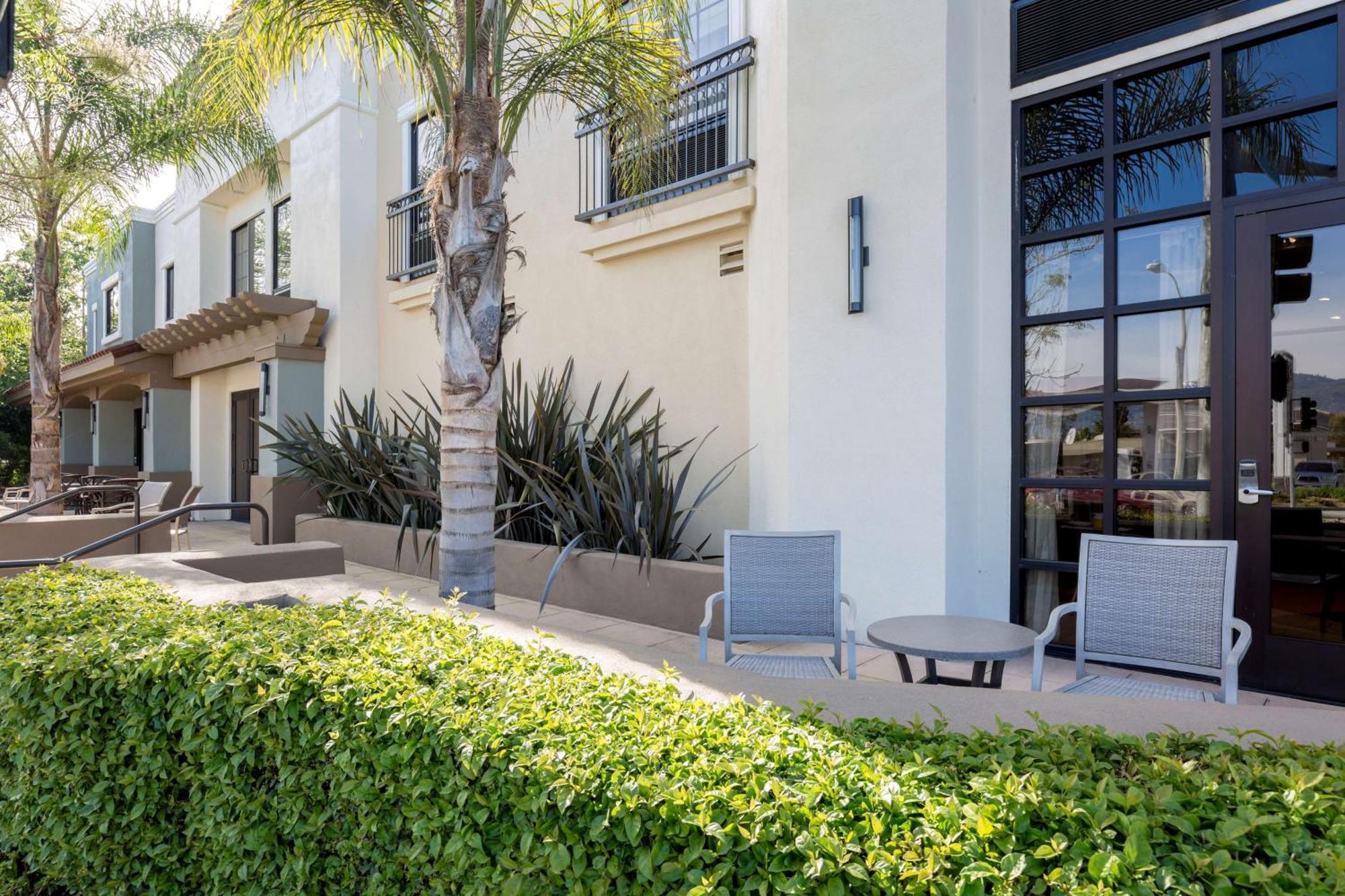 Hampton Inn Santa Barbara/Goleta Extérieur photo