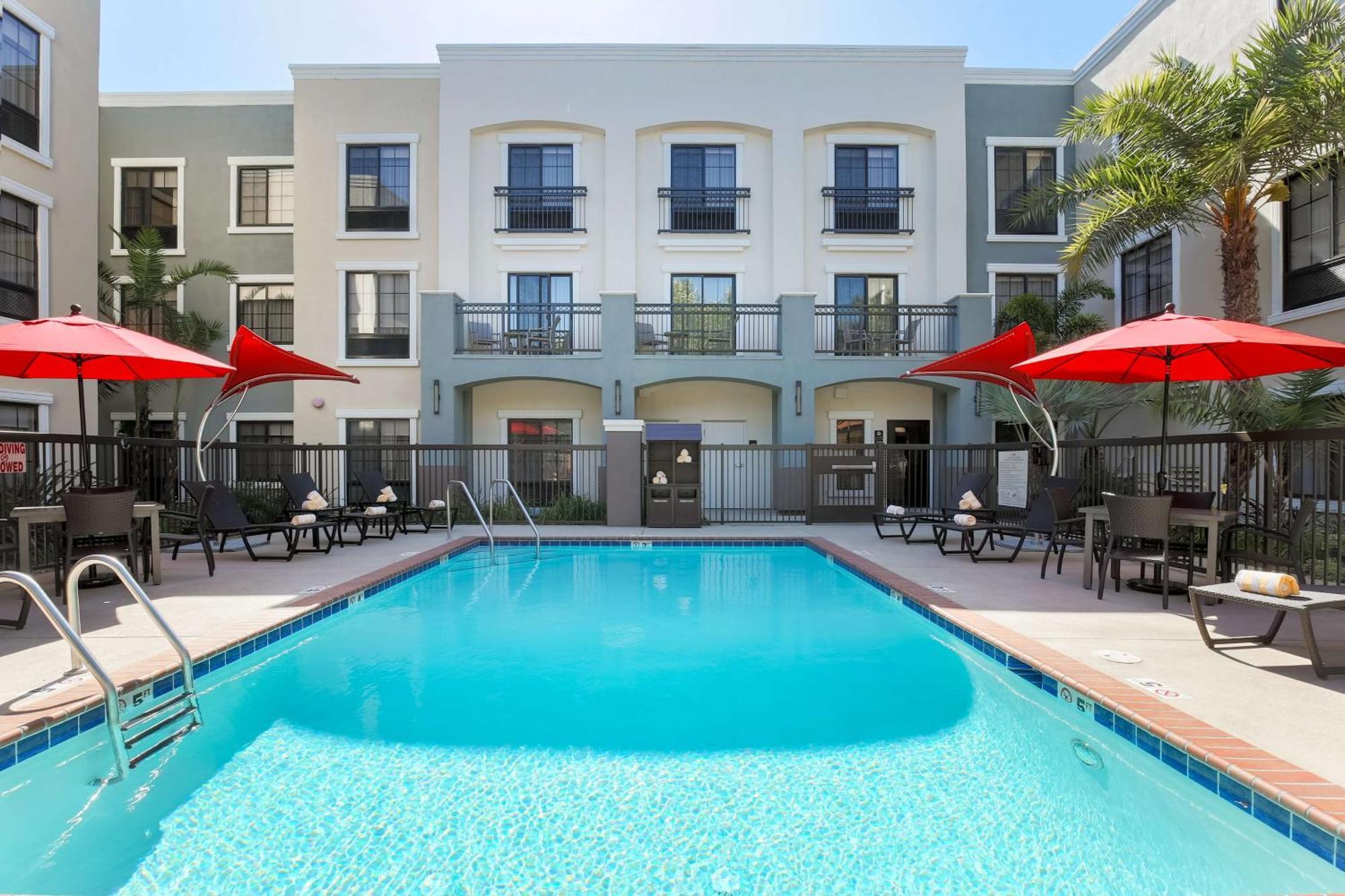Hampton Inn Santa Barbara/Goleta Extérieur photo