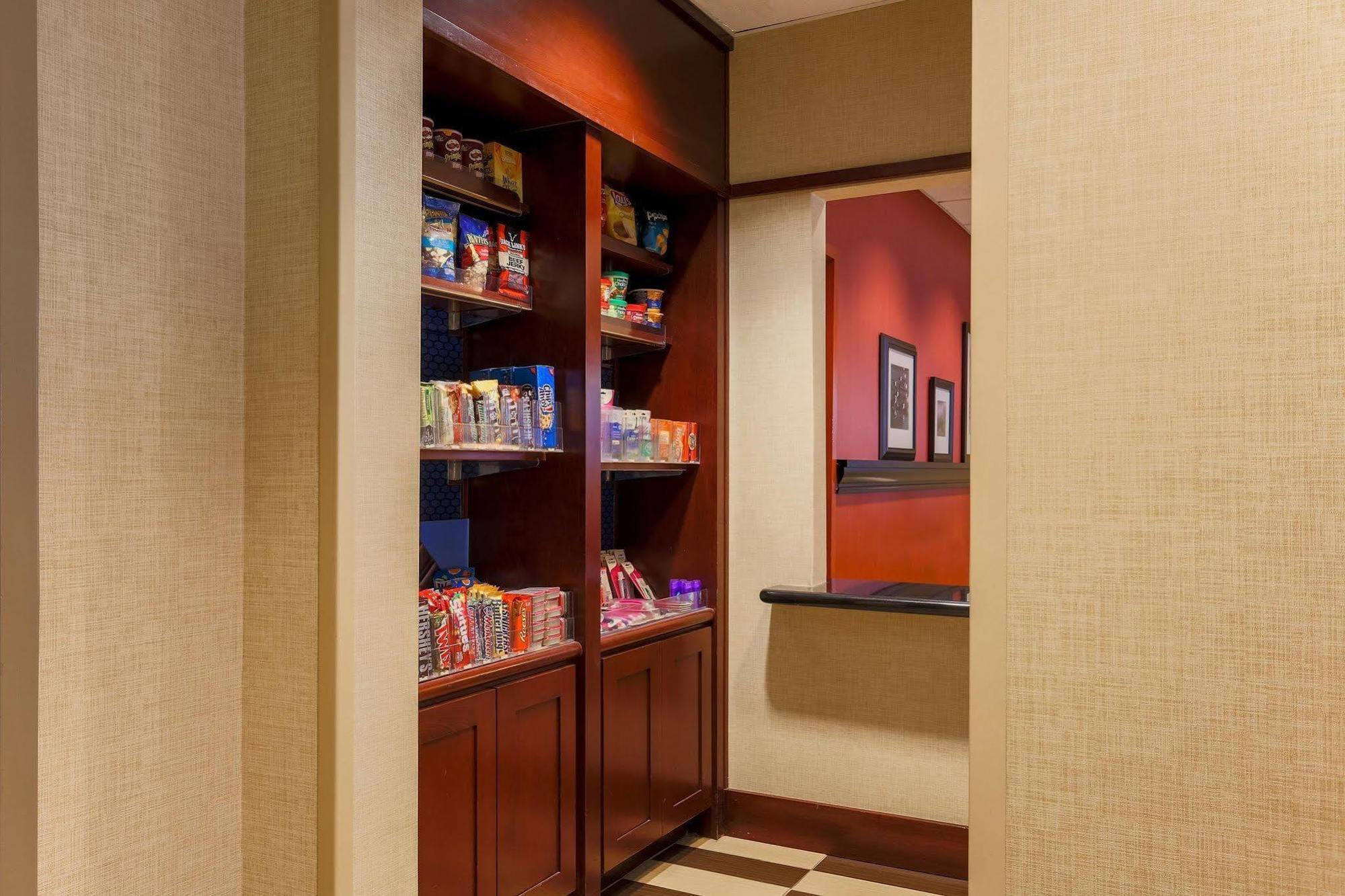 Hampton Inn Santa Barbara/Goleta Extérieur photo
